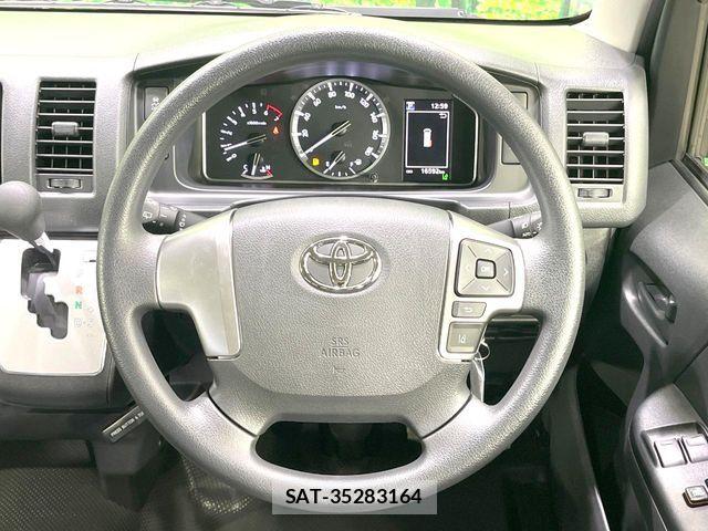 Toyota HIACE VAN 2023-07 7394559-11