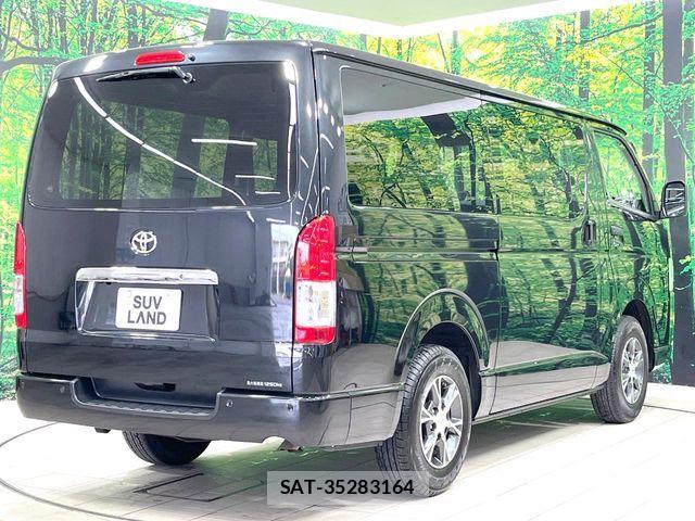 Toyota HIACE VAN 2023-07 7394559-17