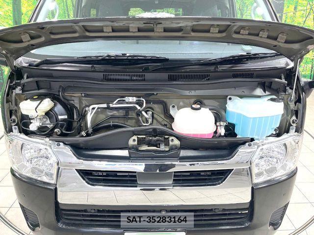 Toyota HIACE VAN 2023-07 7394559-18