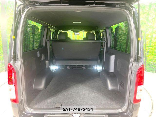 Toyota HIACE VAN 2022-05 7394555-10