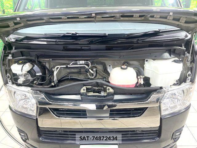 Toyota HIACE VAN 2022-05 7394555-18
