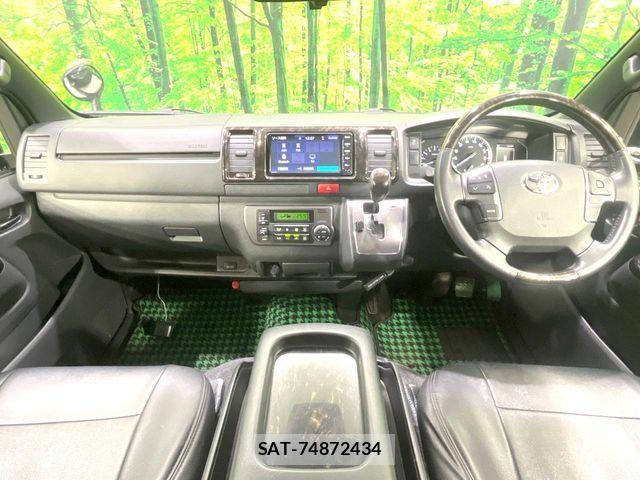 Toyota HIACE VAN 2022-05 7394555-1