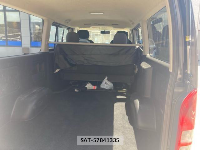 Toyota HIACE VAN 2012-03 7394565-21