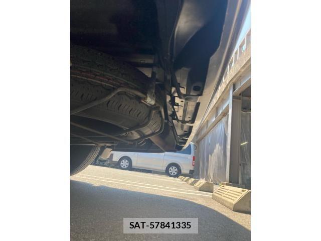 Toyota HIACE VAN 2012-03 7394565-22