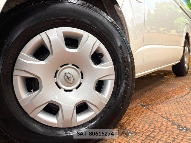 Toyota HIACE VAN 2025-10 7394547-12