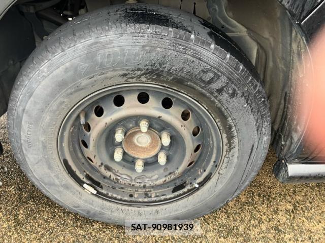 Toyota HIACE VAN 2011-07 7394562-7
