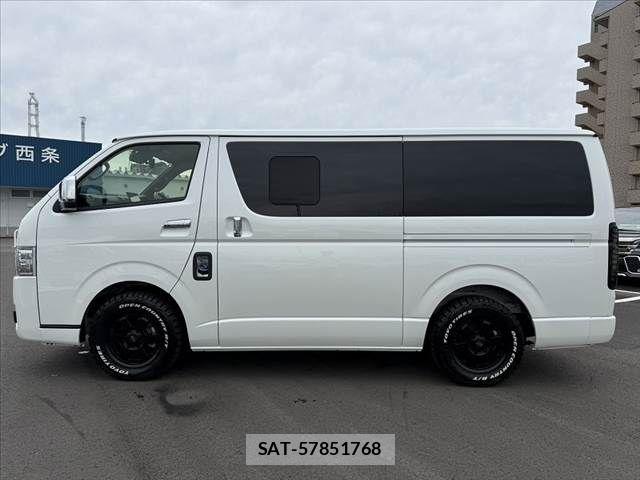 Toyota HIACE VAN 2025-09 7394548-10
