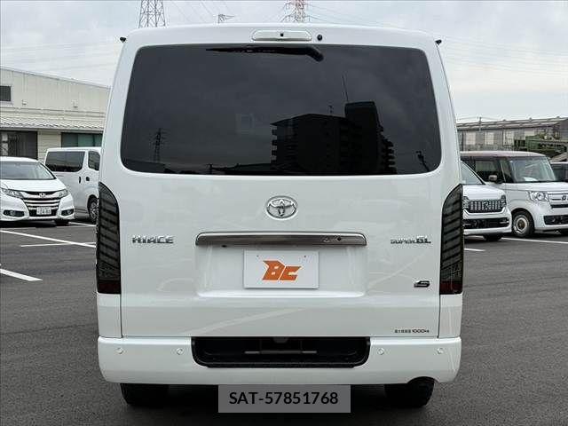 Toyota HIACE VAN 2025-09 7394548-12