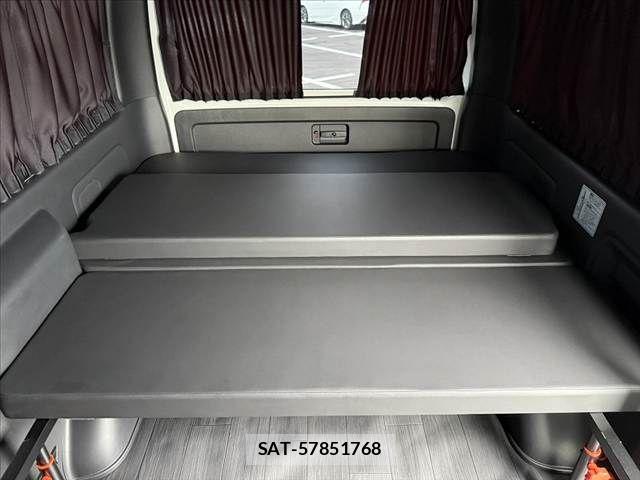 Toyota HIACE VAN 2025-09 7394548-18