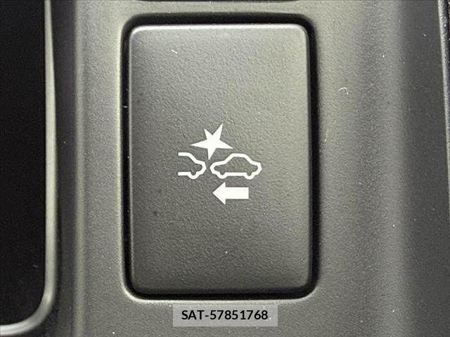 Toyota HIACE VAN 2025-09 7394548-23