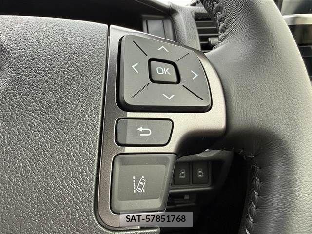 Toyota HIACE VAN 2025-09 7394548-28