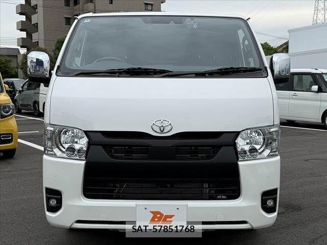 Toyota HIACE VAN 2025-09 7394548-7