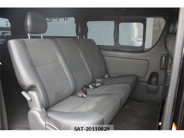 Toyota HIACE VAN 2022-05 7394554-14