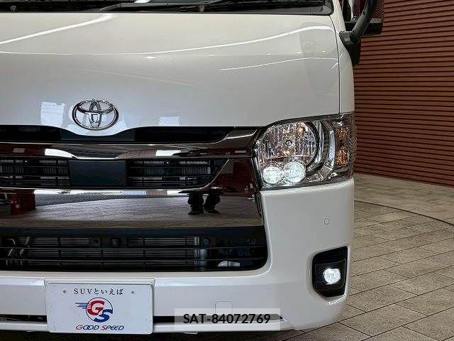 Toyota HIACE VAN 2025-04 7394549-9