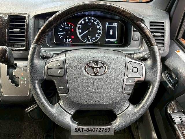 Toyota HIACE VAN 2025-04 7394549-12