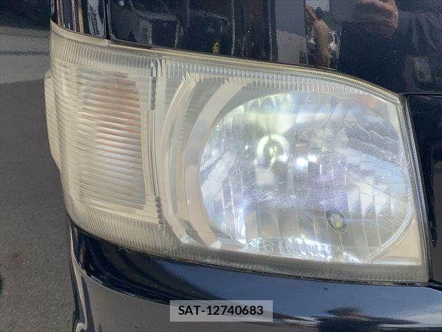 Toyota HIACE VAN 2009-08 7393651-11