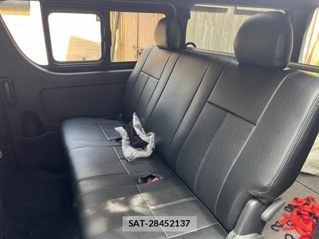 Toyota HIACE VAN 2021-07 7458463-11