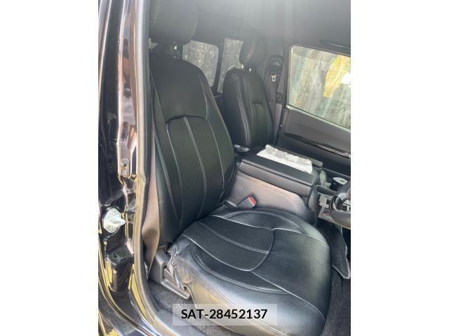Toyota HIACE VAN 2021-07 7458463-15