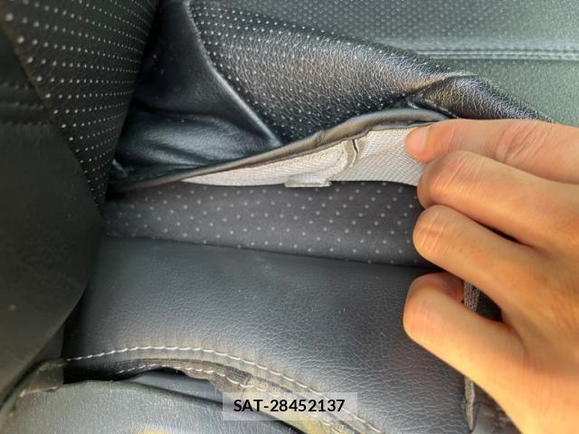 Toyota HIACE VAN 2021-07 7458463-17