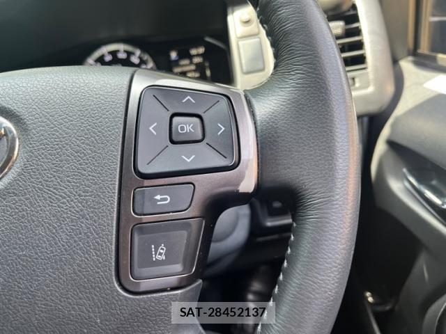 Toyota HIACE VAN 2021-07 7458463-19
