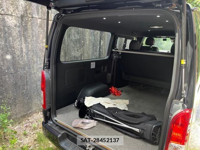 Toyota HIACE VAN 2021-07 7458463-2