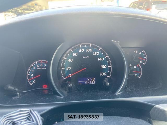 Toyota HIACE VAN 2013-11 7458468-15