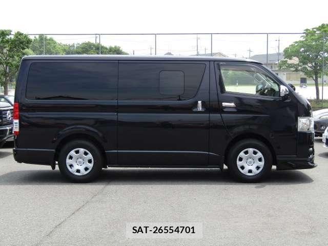 Toyota HIACE VAN 2016-09 7458460-27