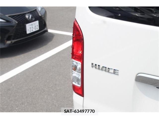 Toyota HIACE VAN 2020-01 7458459-12