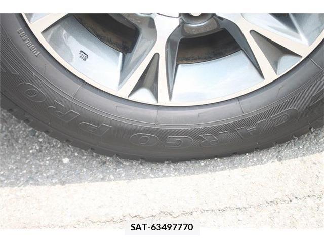Toyota HIACE VAN 2020-01 7458459-18