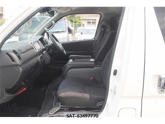 Toyota HIACE VAN 2020-01 7458459-28