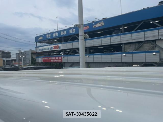 Toyota HIACE VAN 2019-08 7458455-16