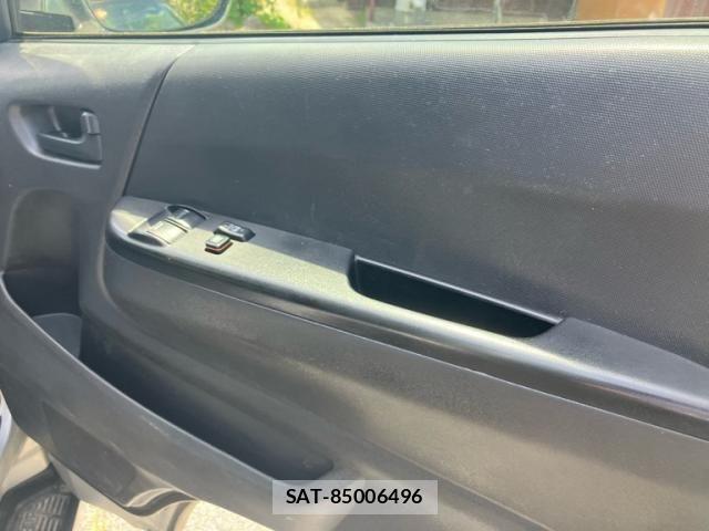 Toyota HIACE VAN 2013-12 7458474-10