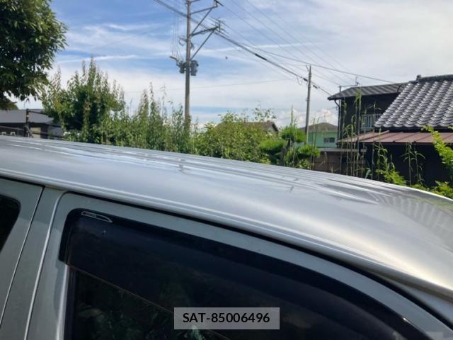 Toyota HIACE VAN 2013-12 7458474-3