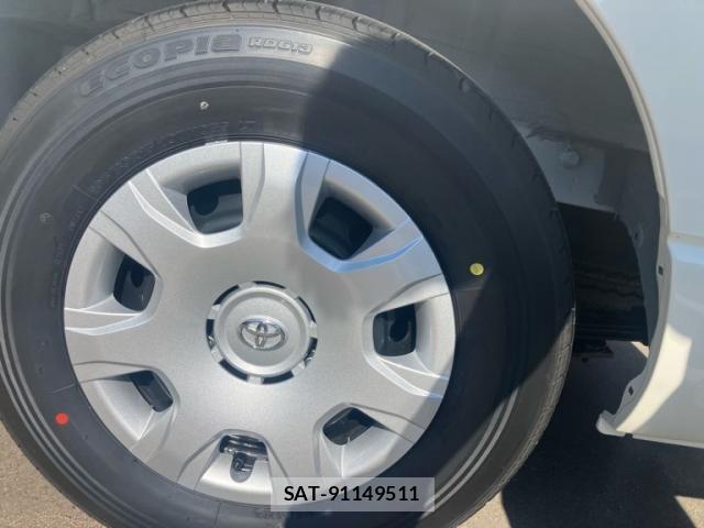 Toyota HIACE VAN 2026-03 7458453-5