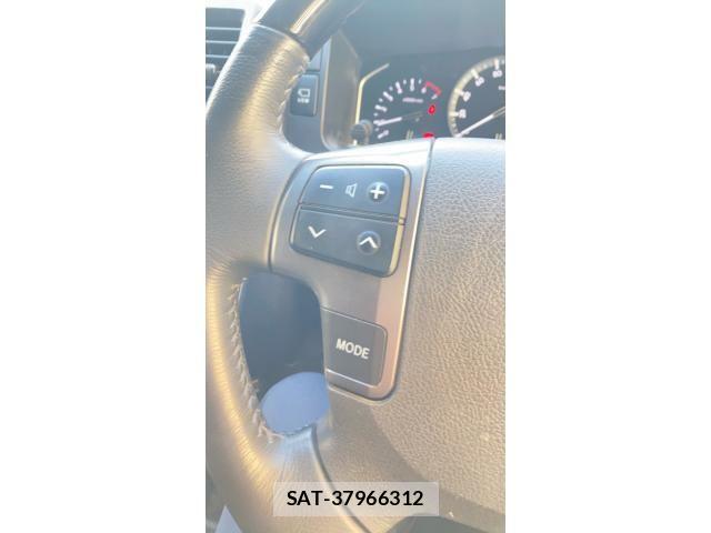 Toyota HIACE VAN 2021-08 7458458-17