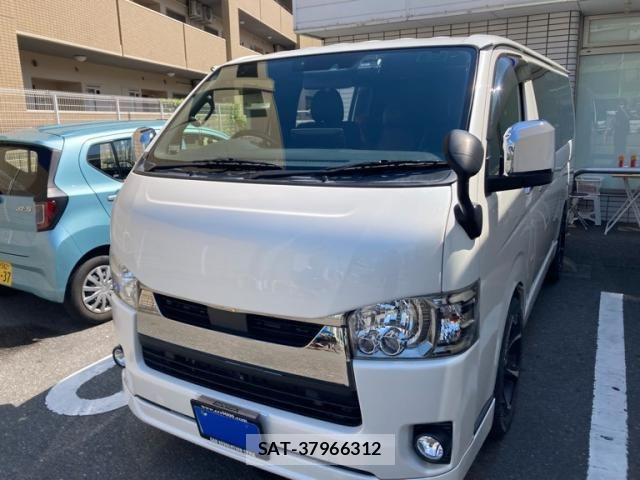 Toyota HIACE VAN 2021-08 7458458-1