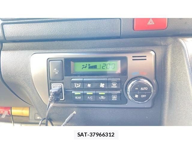Toyota HIACE VAN 2021-08 7458458-23