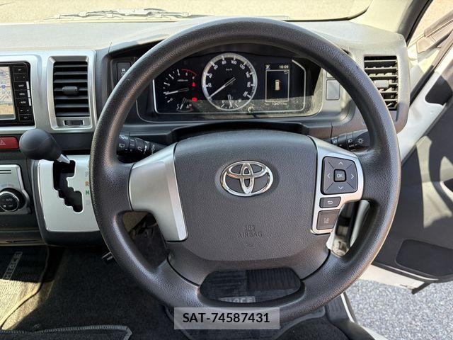Toyota HIACE VAN 2021-05 7458464-14