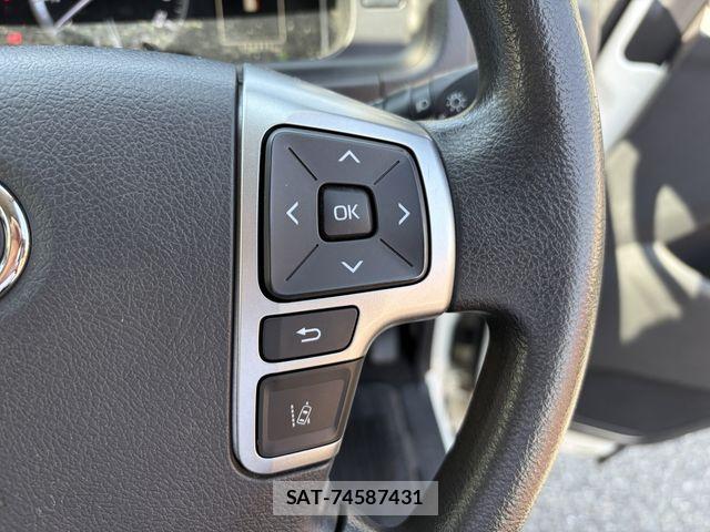 Toyota HIACE VAN 2021-05 7458464-15