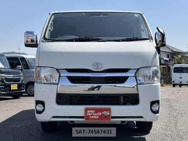 Toyota HIACE VAN 2021-05 7458464-1