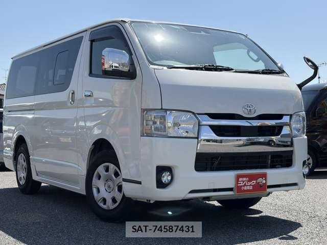 Toyota HIACE VAN 2021-05 7458464-2