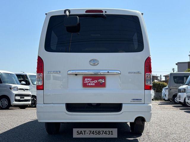Toyota HIACE VAN 2021-05 7458464-6