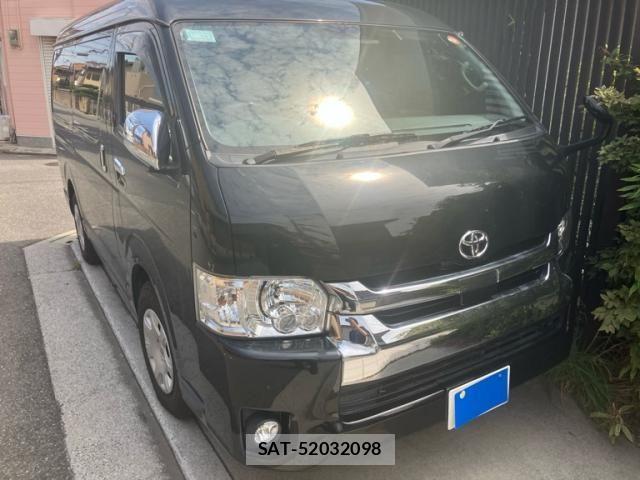 Toyota HIACE VAN 2019-02 7458461-0
