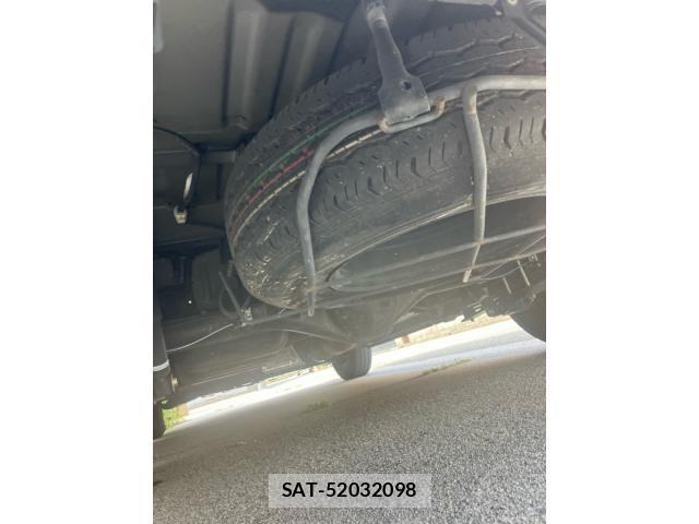 Toyota HIACE VAN 2019-02 7458461-9