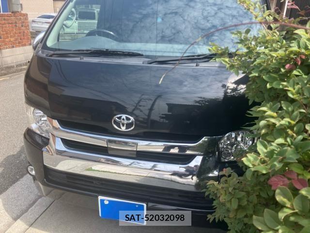 Toyota HIACE VAN 2019-02 7458461-1