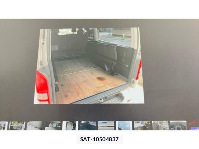 Toyota HIACE VAN 2013-08 7458469-25