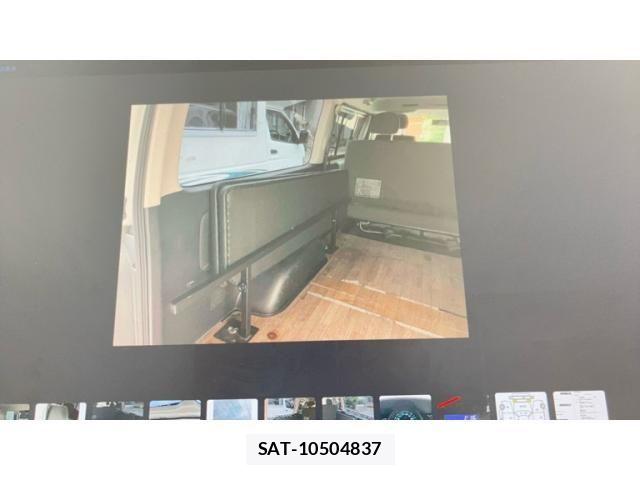 Toyota HIACE VAN 2013-08 7458469-26