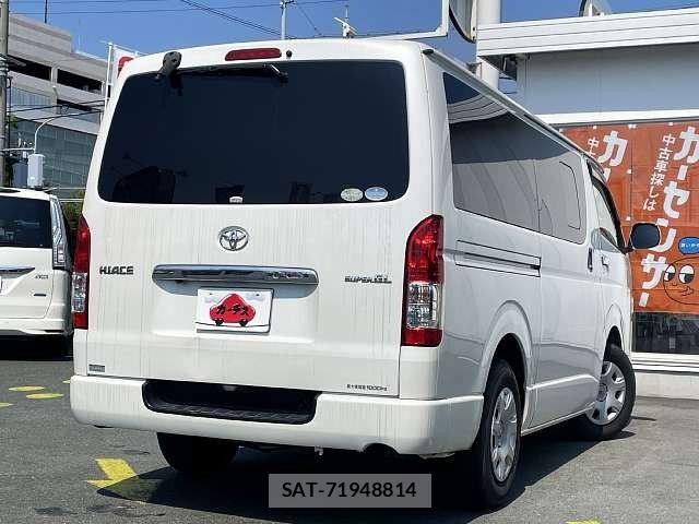 Toyota HIACE VAN 2014-08 7458465-2