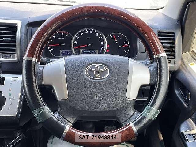 Toyota HIACE VAN 2014-08 7458465-3
