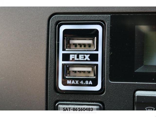 Toyota HIACE VAN 2024-01 7458450-19